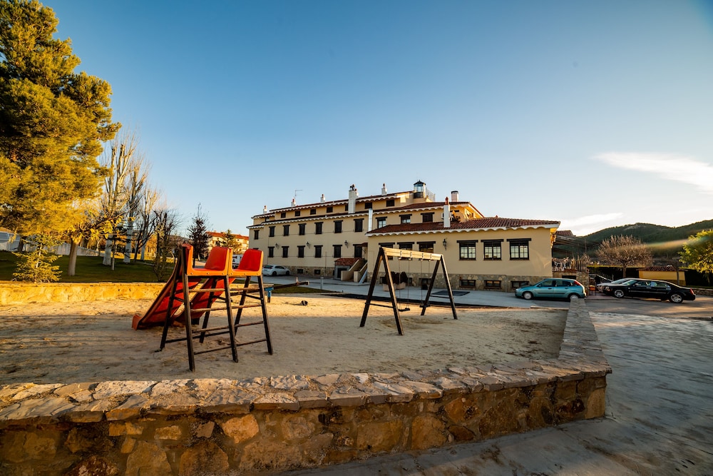 Hotel De Montana Rubielos 26/33