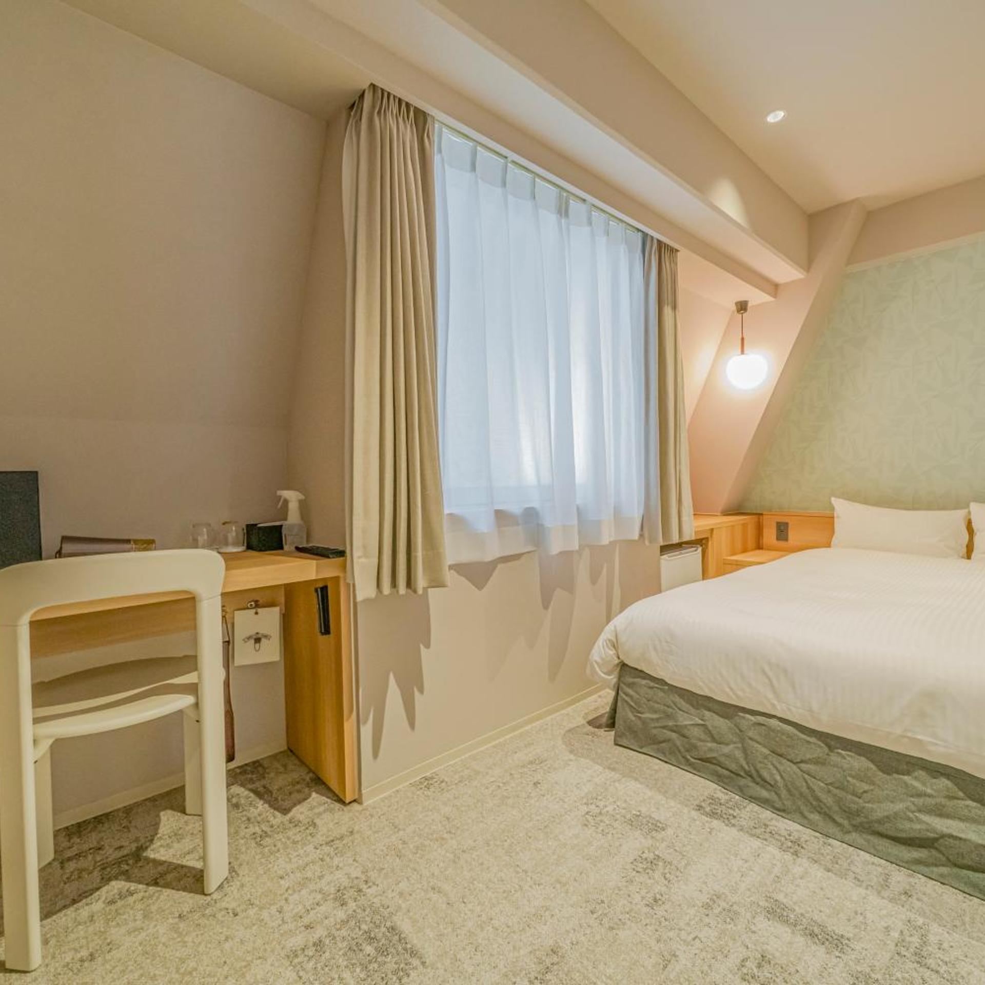 Semi Room, Semi Double Bed