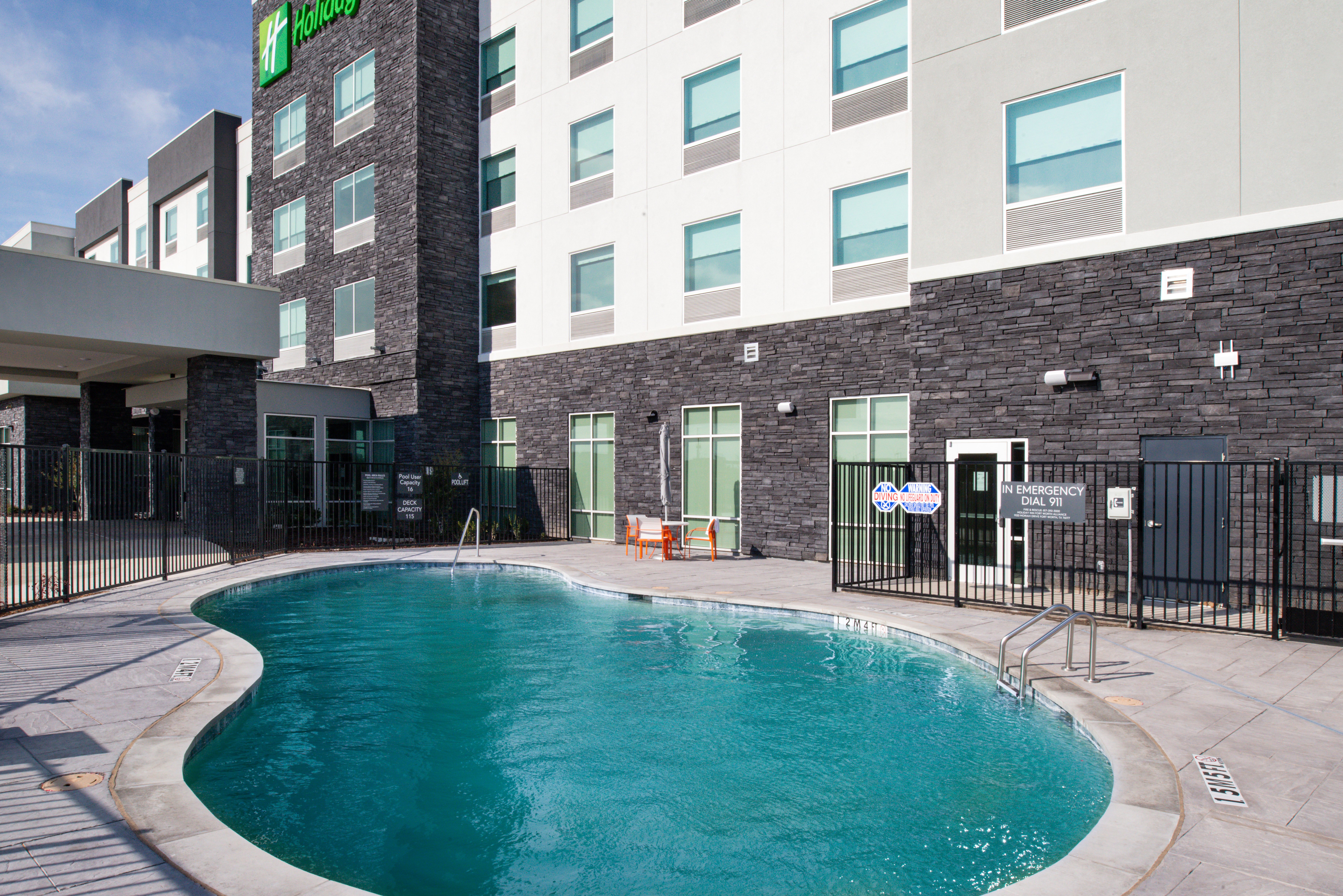 Holiday Inn Fort Worth - Alliance 5/71