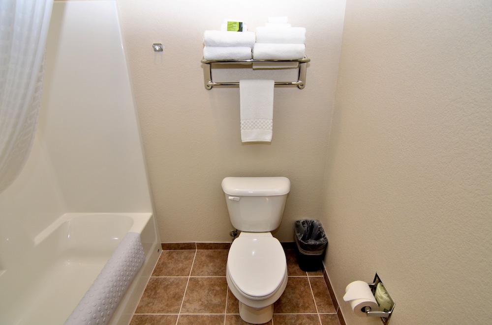 Cobblestone Inn & Suites - Manning 46/50