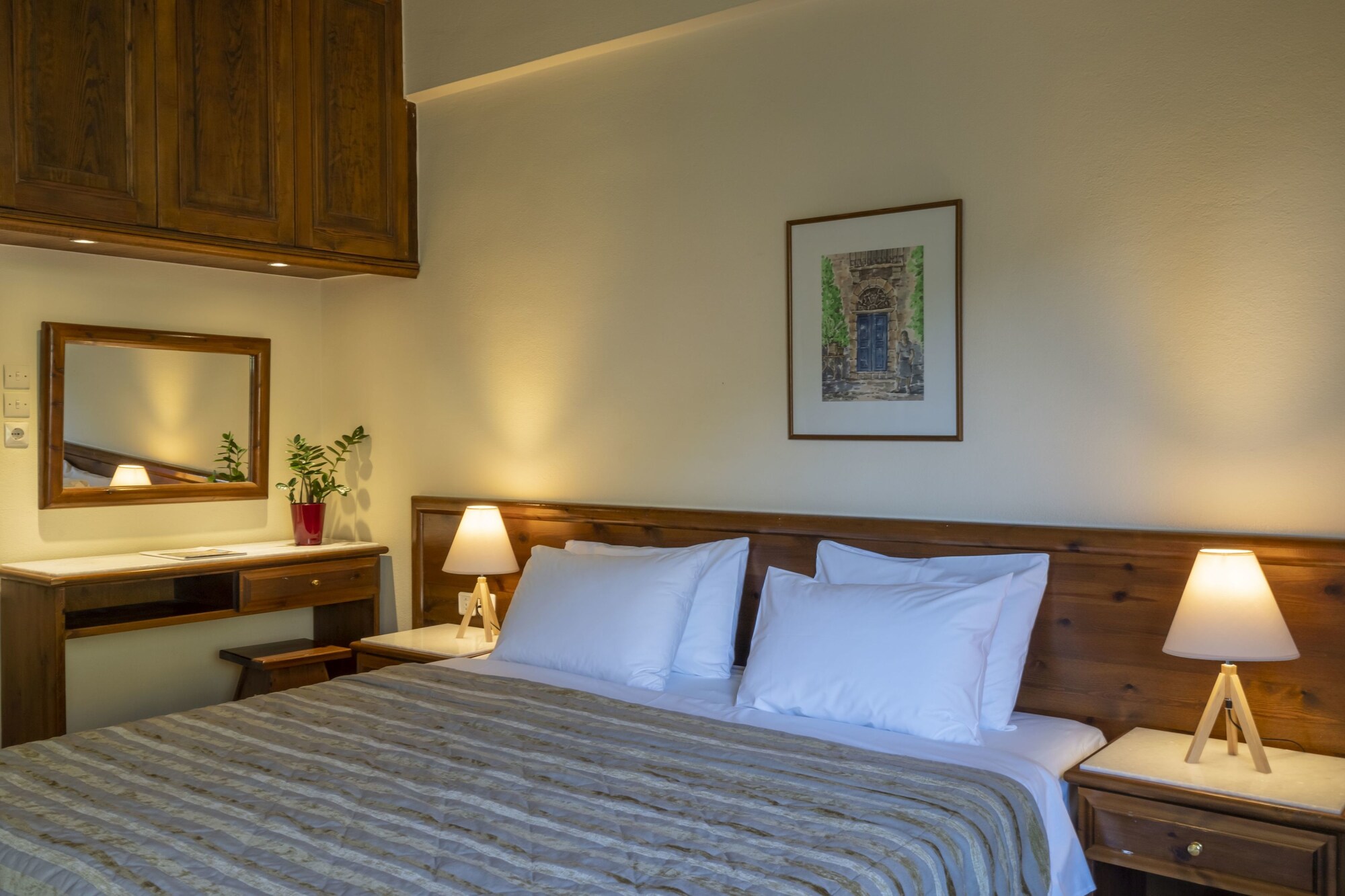 Standard, Triple, 3 Beds, Back Side