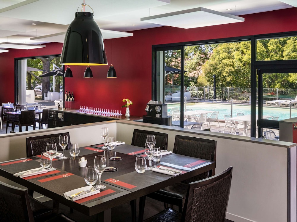 Mercure Bordeaux Lac Hotel 52/77