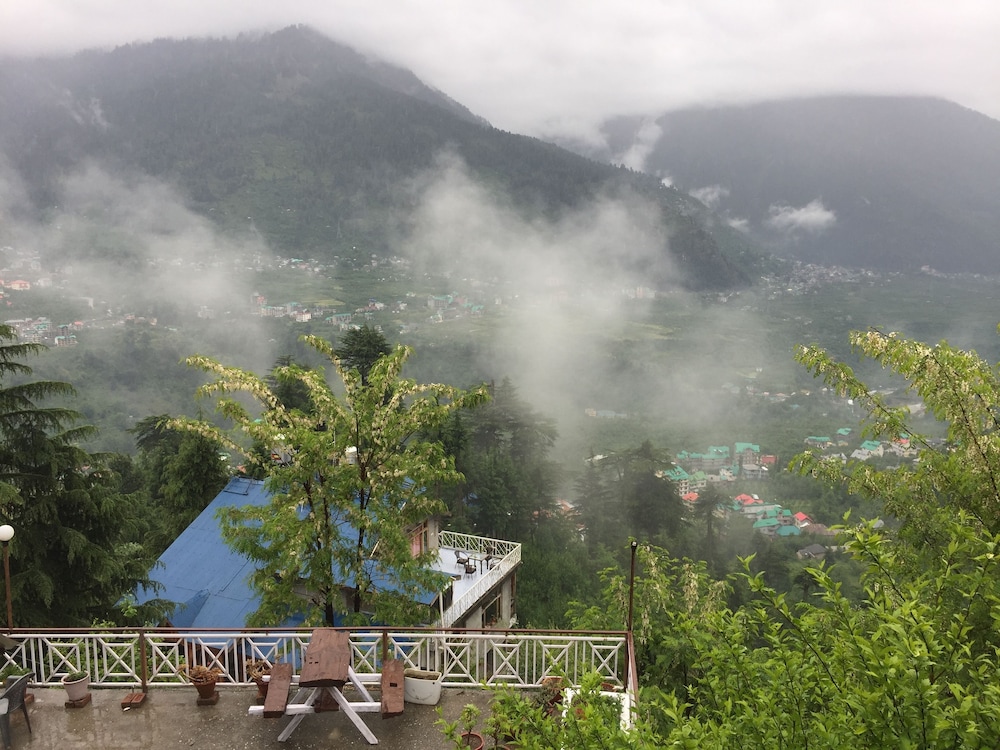 Devdhar Hilltop Cottages 20/31