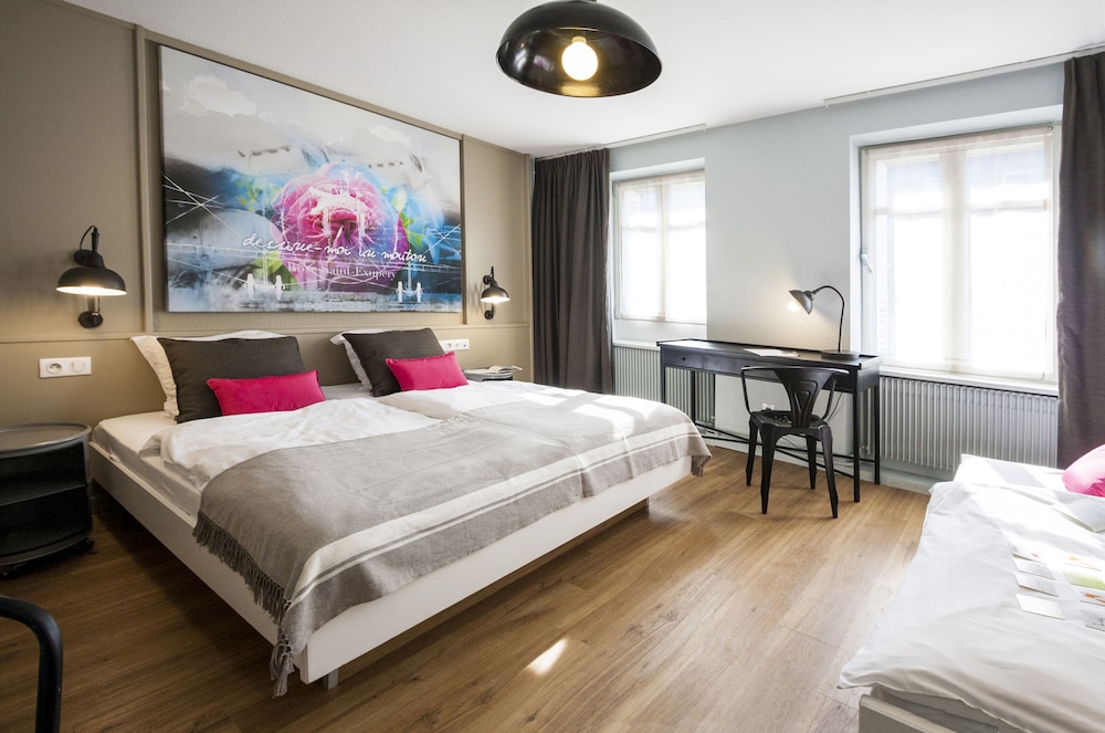 Hotel Roses Ex Hotel Aux Trois Roses 12/70
