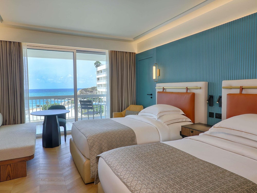 Executive, Twin Beds, Sea View