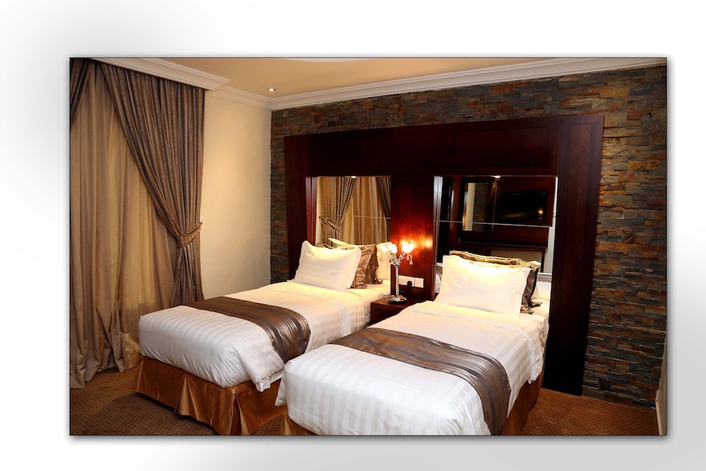 Loren Suites Al Salamah 16/50