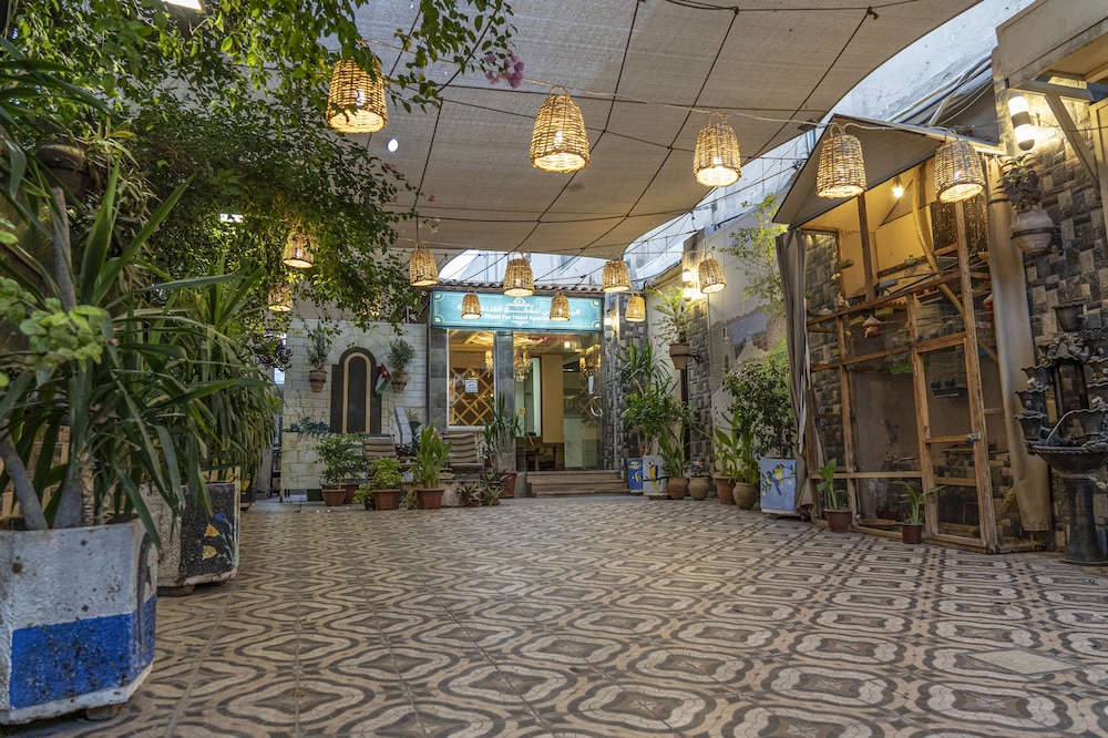 Al-Riyati For Hotel Apartments 25/30