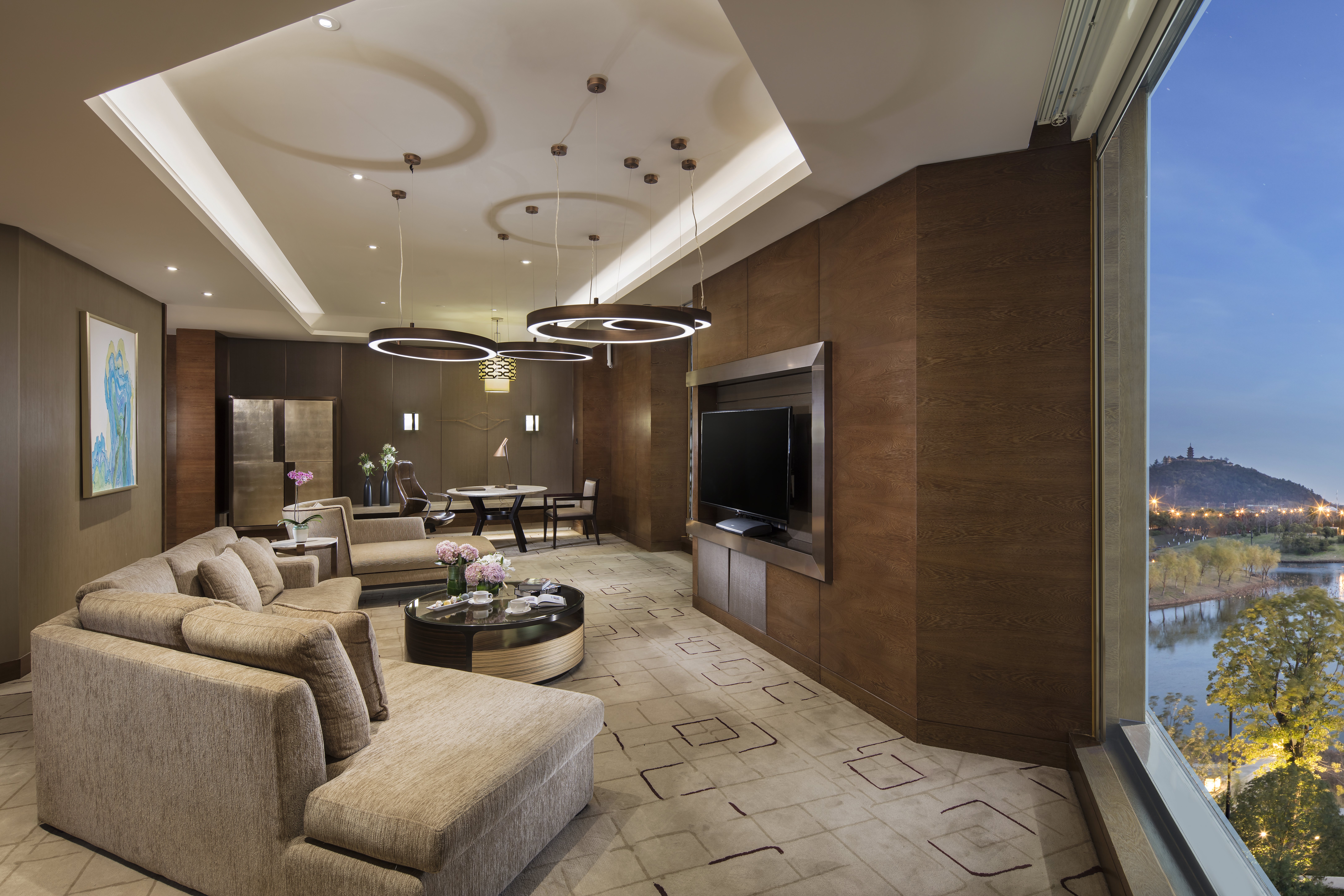 Intercontinental Nantong 26/50