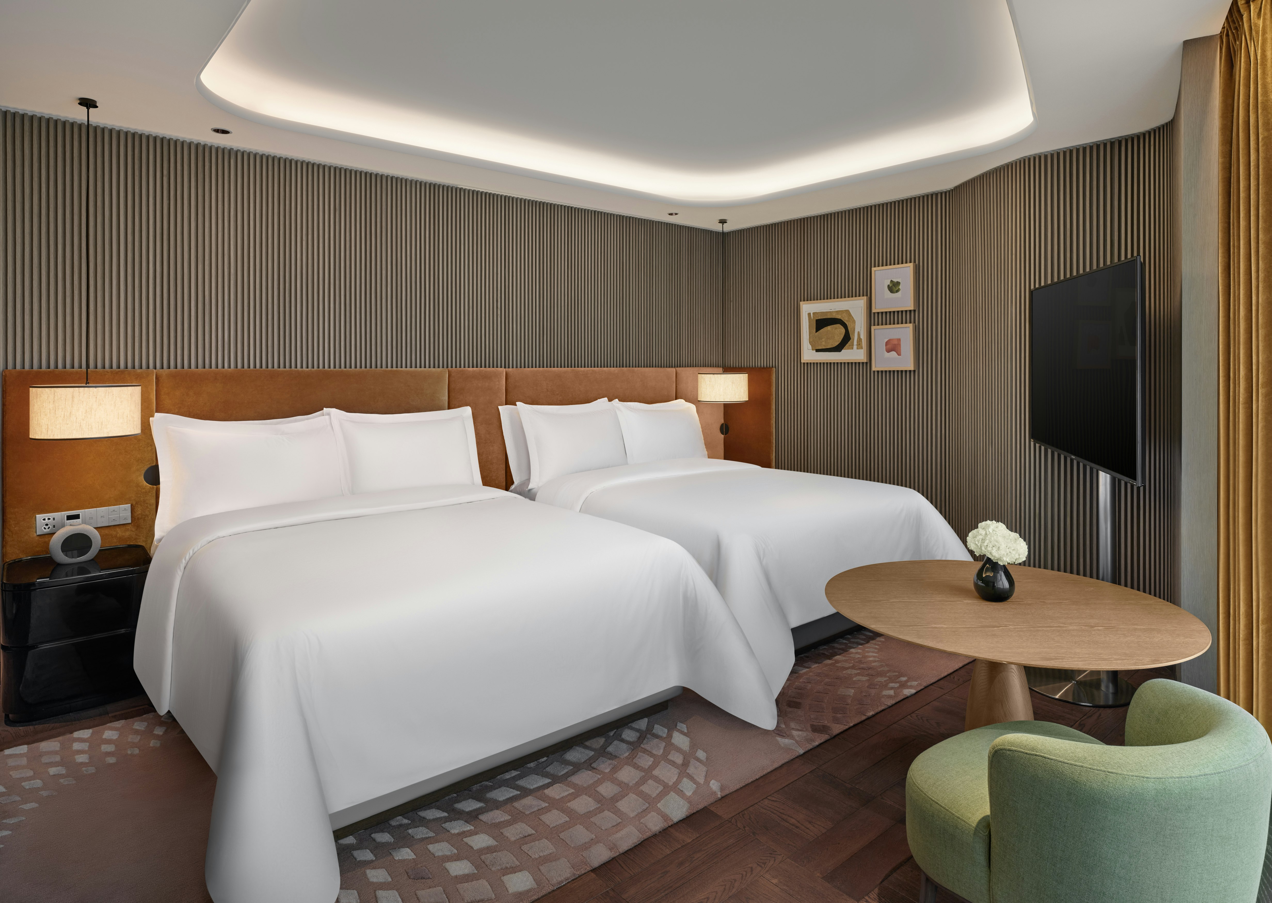 2 Bedrooms, Ambassador, Suite