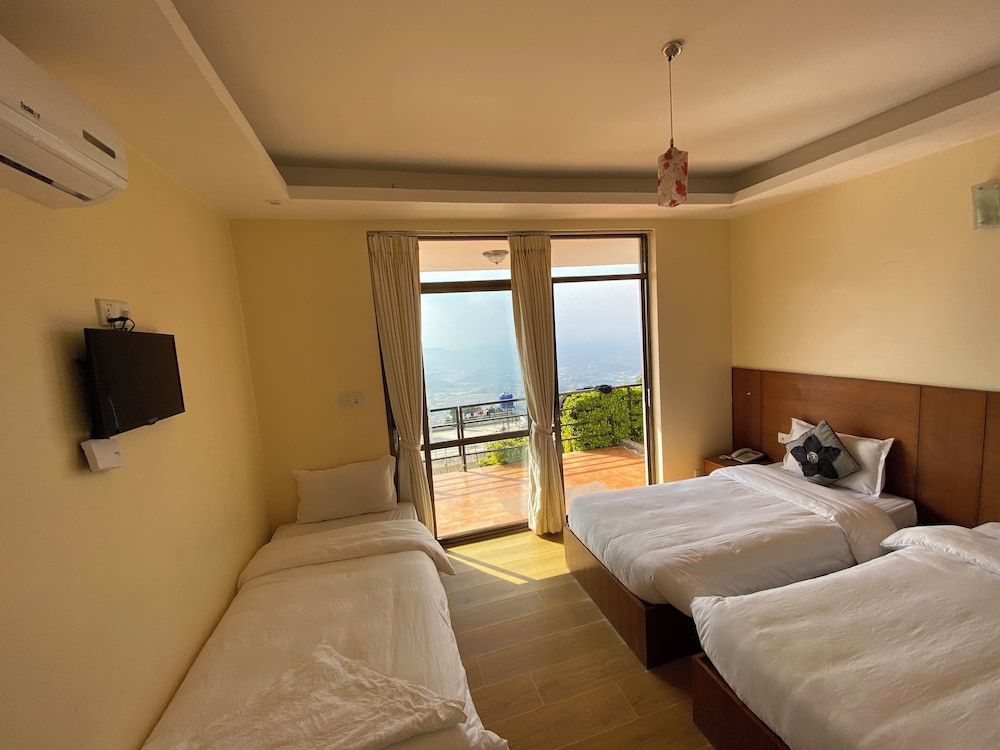 Ratna Giri Resort 10/49