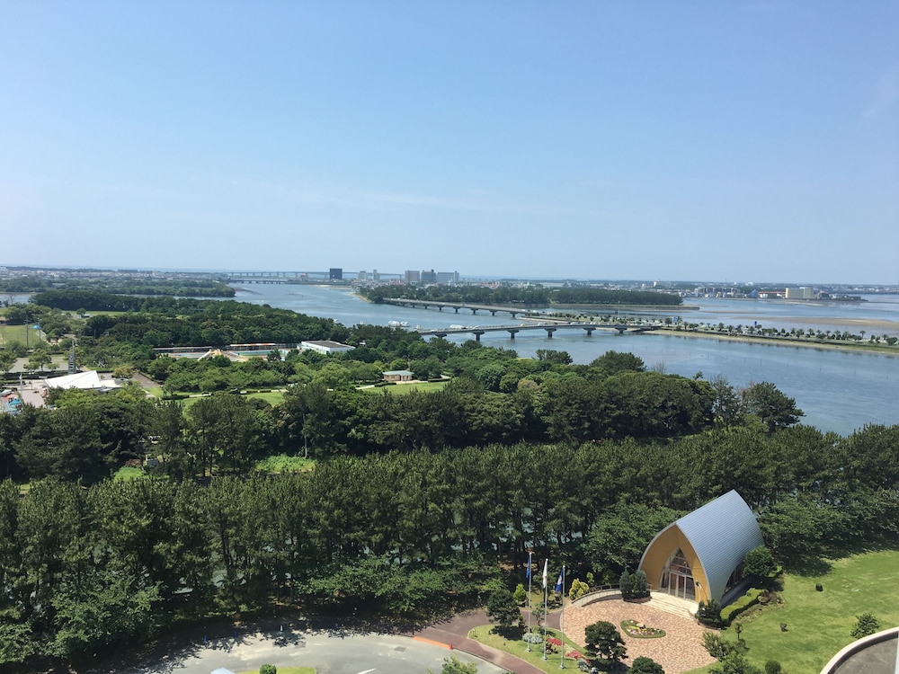 Grand Mercure Lake Hamana Resort & Spa 44/48