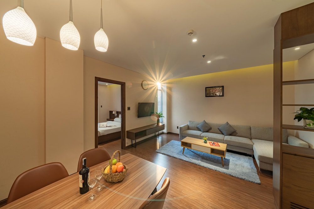 DHTS Business Hotel & Apartment 21/40