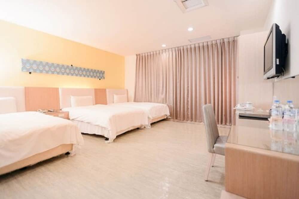 i-Deal Hotel 31/59