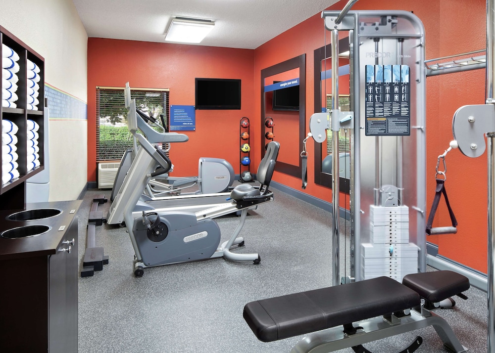 Hampton Inn Dallas-Irving-Las Colinas 29/48