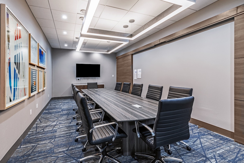 Holiday Inn Express & Suites - Houston SW - Rosenberg, an IHG Hotel 33/46