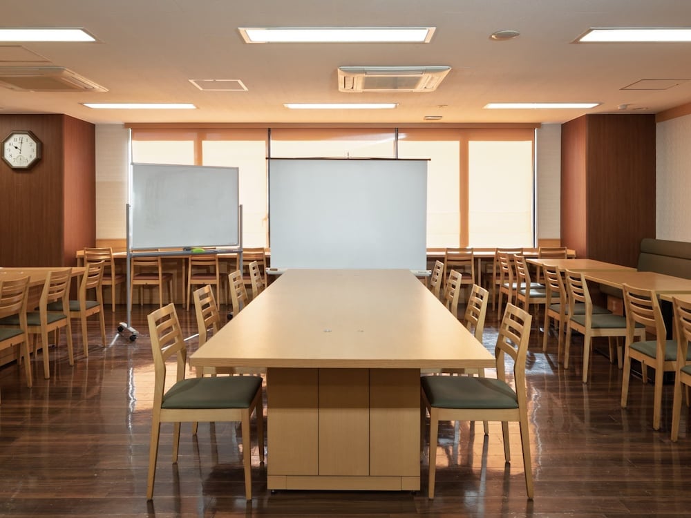 Nishitetsu Inn Tenjin 53/65