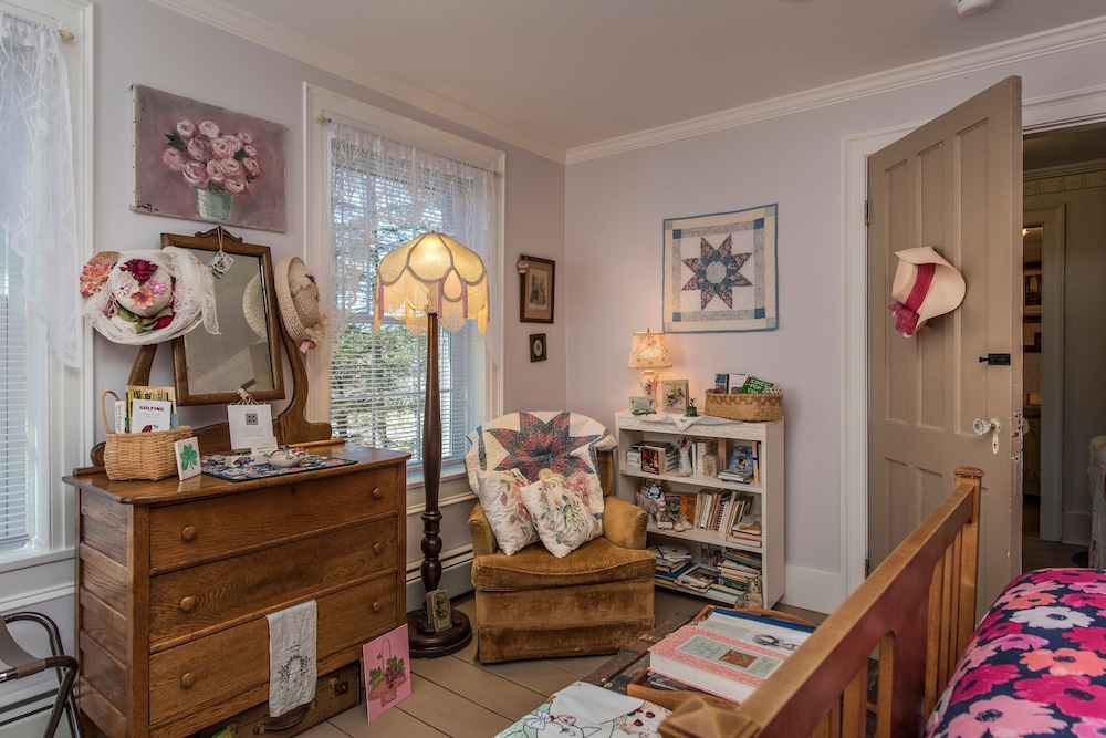 The Pratt Smith House Bed and Breakfast 15/19
