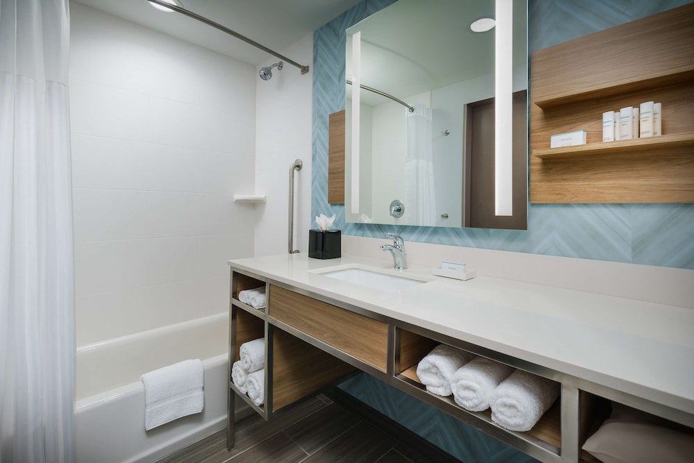 Hilton Garden Inn Apopka City Center Fl 9/52