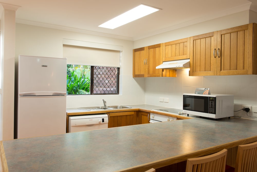 Boambee Bay Resort 18/37