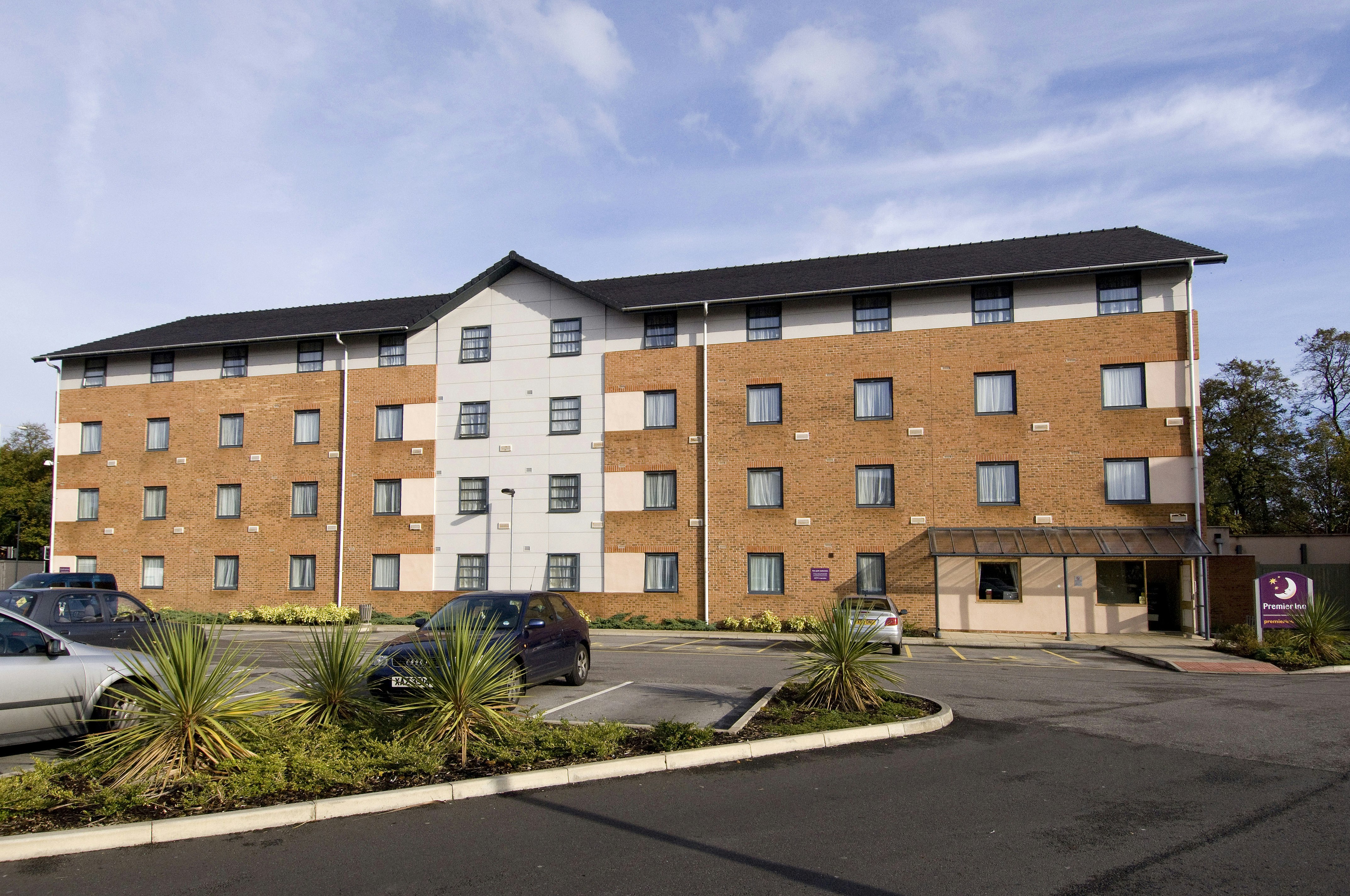 Premier Inn Manchester West Didsbury in MANCHESTER