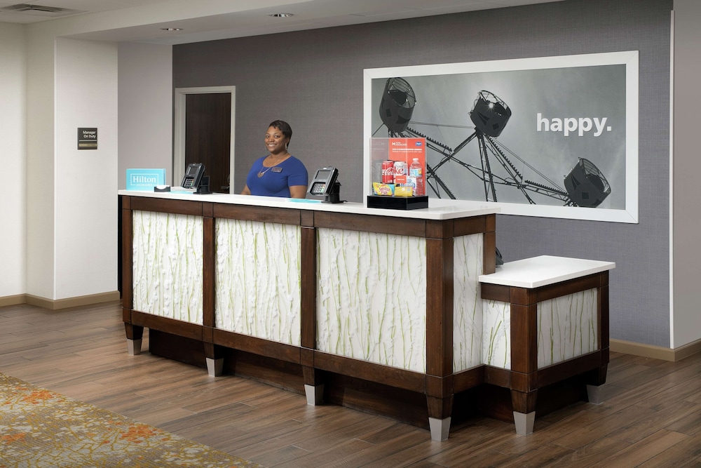 Lobby at HAMPTON INN DENVER TECH CENTER SOUTH, CENTENNIAL - CO
