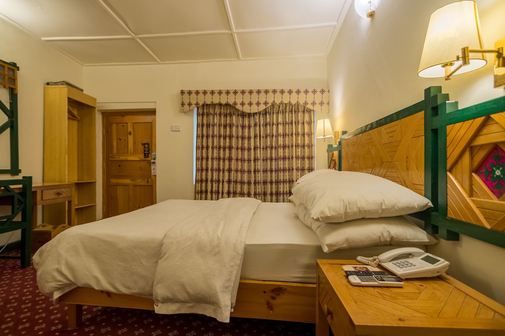 Hunza Serena Hotel 28/57