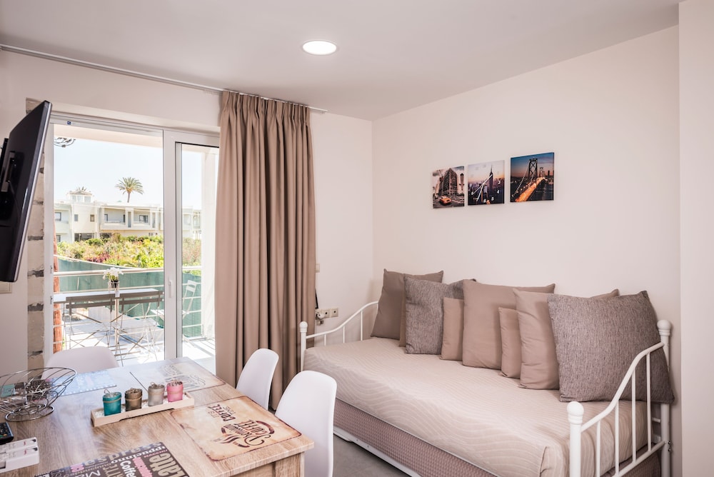 Athina Apartments 18/41