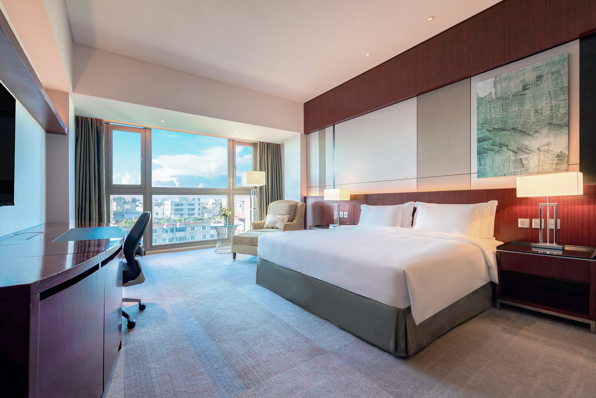 Deluxe, King Bed