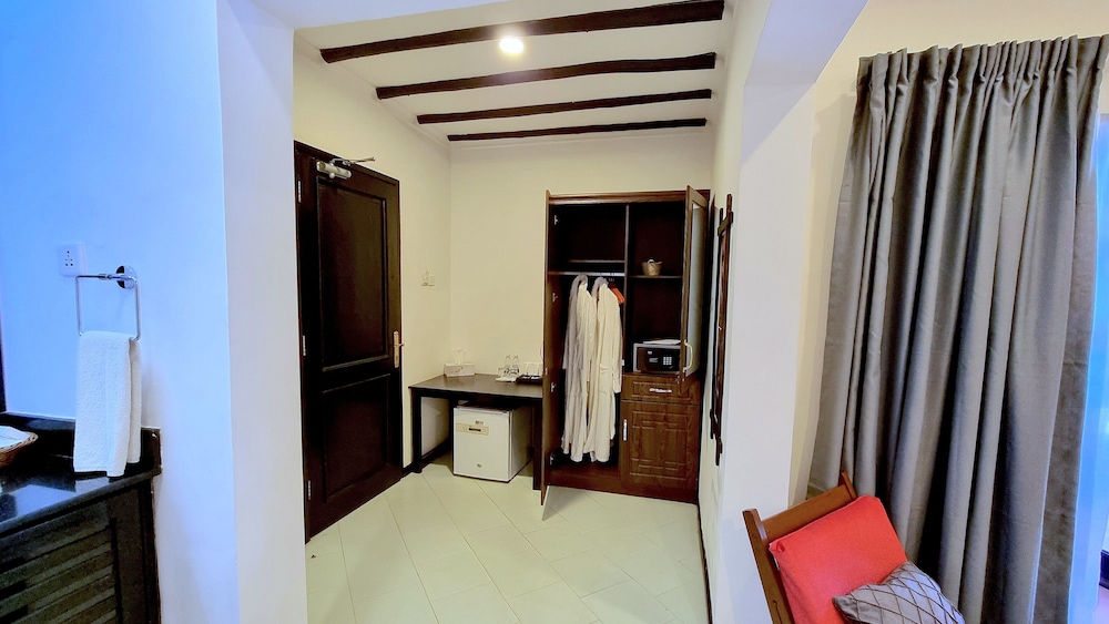 1 BEDROOM, JUNIOR SUITE, SEA VIEW