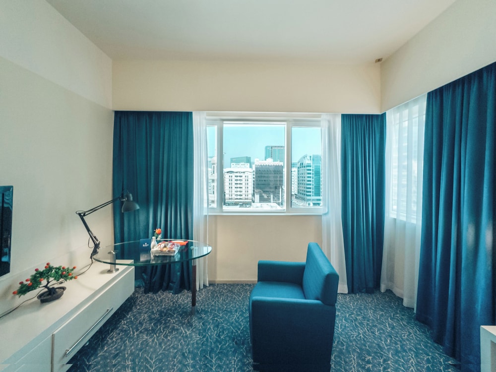 Kingsgate Hotel Abu Dhabi By Millennium 27/50