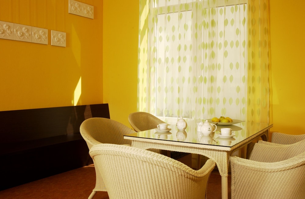 Best Western Premier Castanea Resort Hotel 27/48