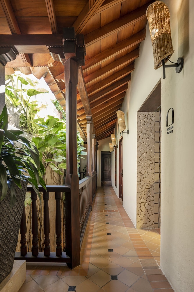 Privado Selfservice Boutique Rooms 12/46