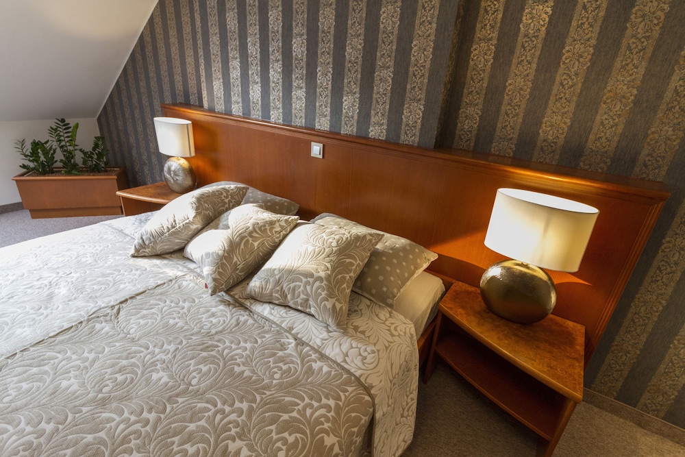 Aparthotel Rosa 11/29