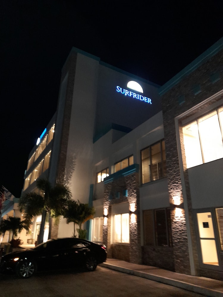 Surfrider Resort Hotel 4/79
