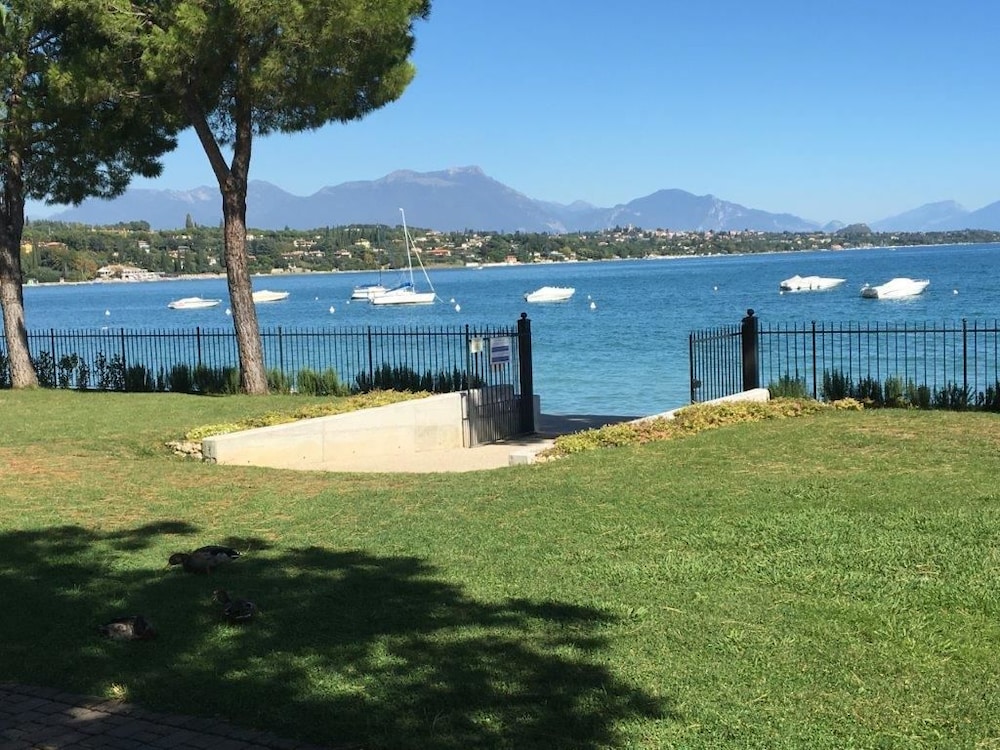 Le Corti Del Lago 17/29