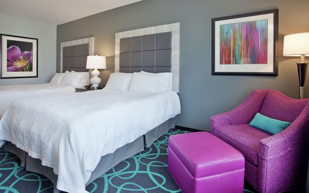 Hampton Inn Kearney 34/57