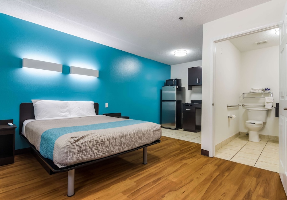 Motel6 Gulf Shores, AL 13/34
