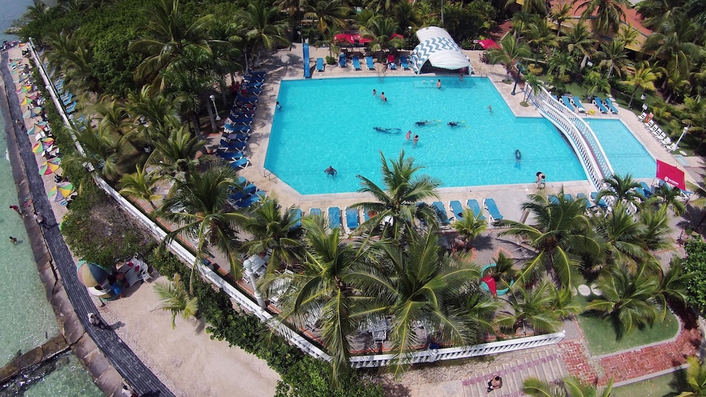 Hotel Cocoliso Island Resort 3/75
