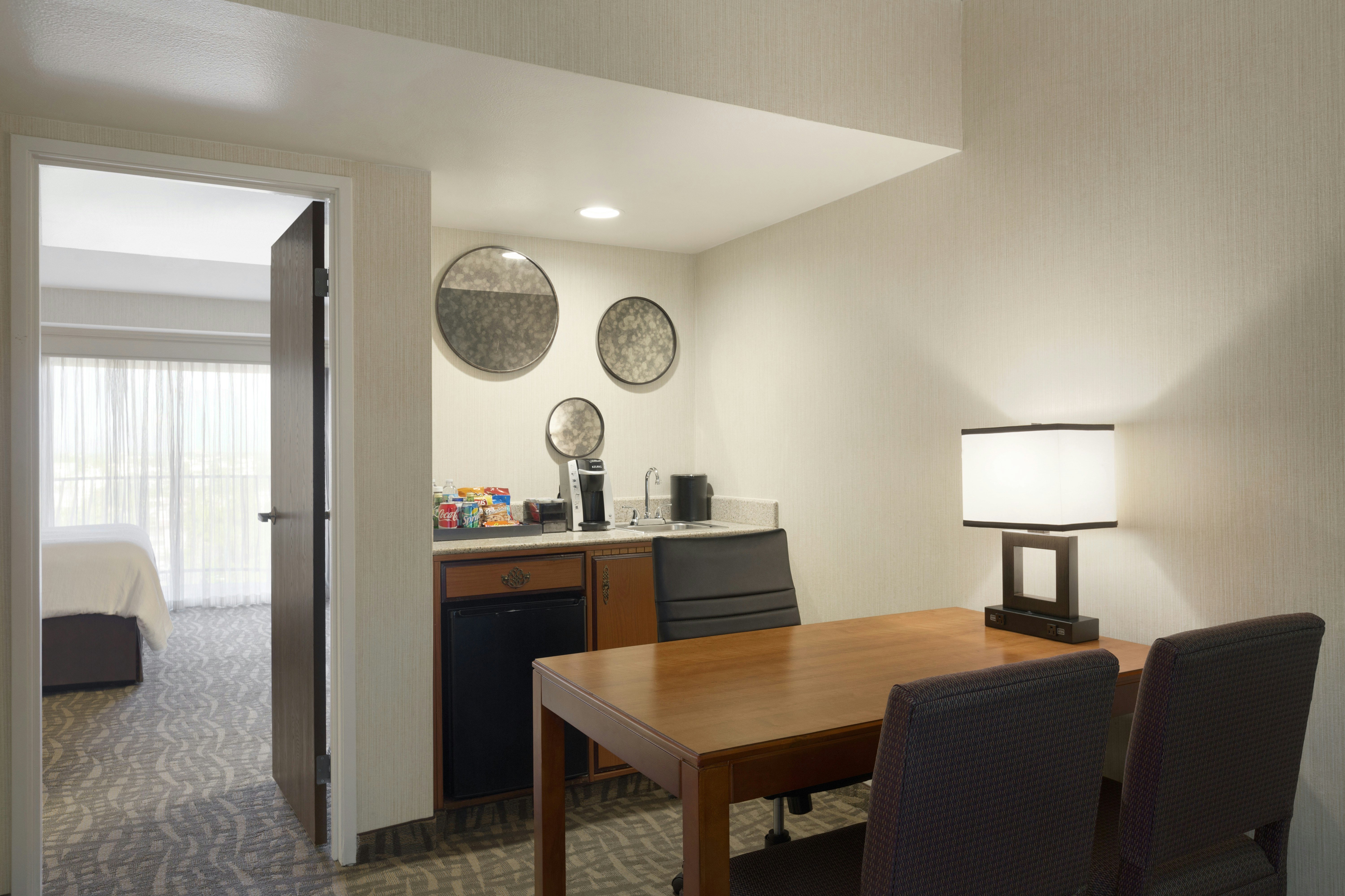 Embassy Suites By Hilton Santa Ana Orange County Airport 60/62