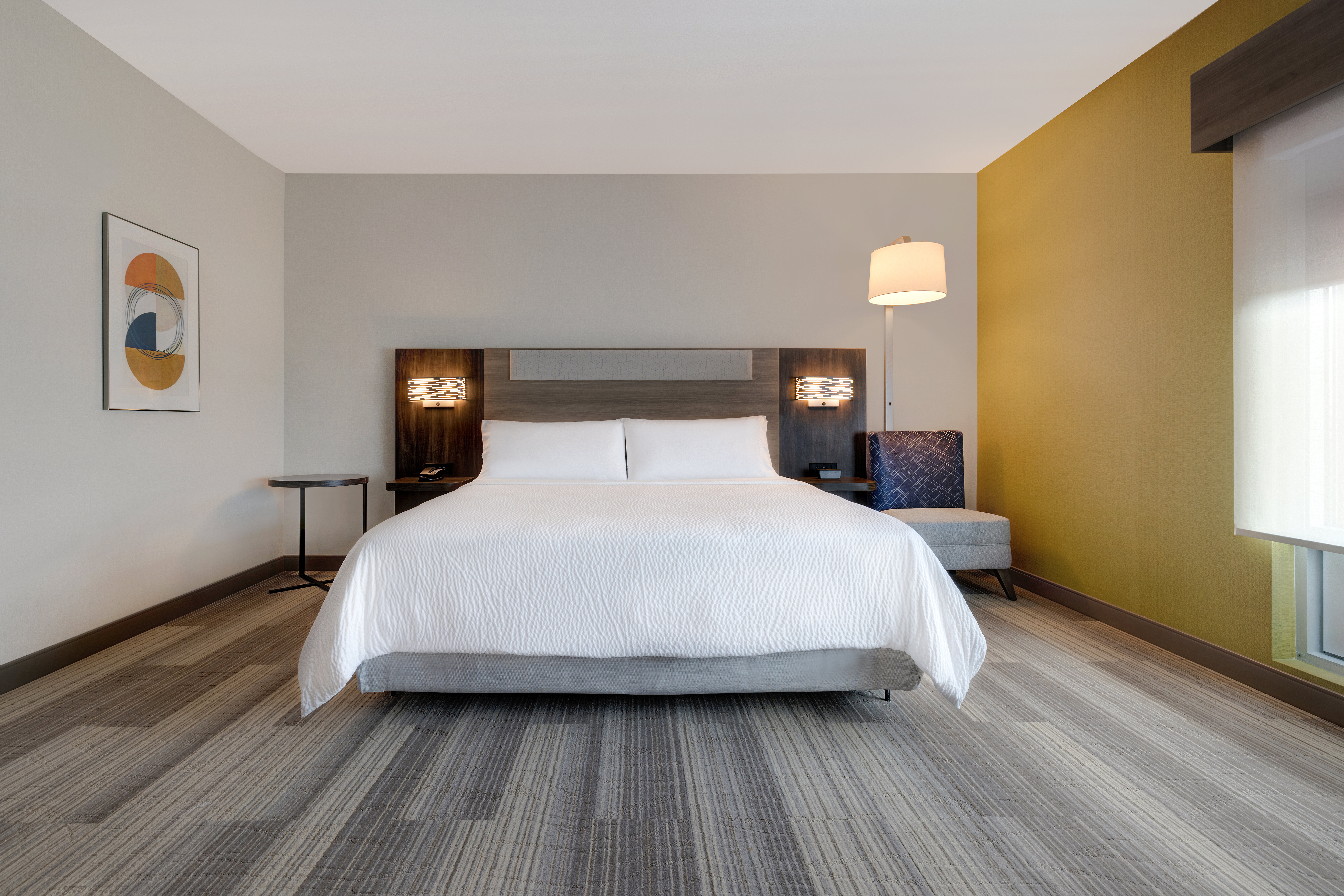 Holiday Inn Express and Suites Glendale Downtown 13/44