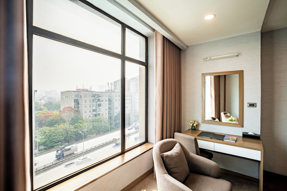 Muong Thanh Grand Hanoi Hotel 50/50