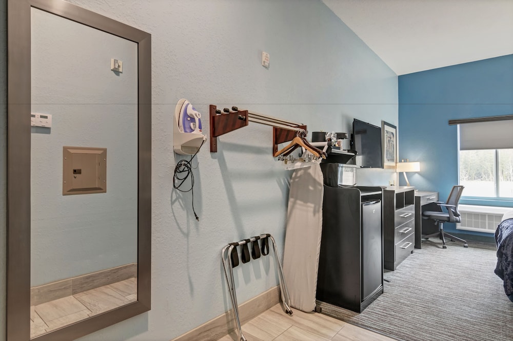 Iris Garden Inn 23/54