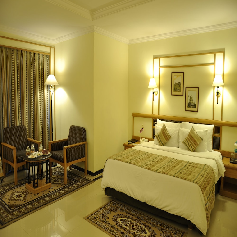 Aditya Park A Sarovar Portico Hotel 18/48