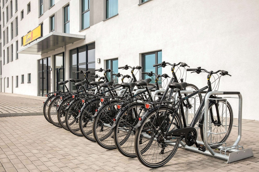 Super 8 By Wyndham Oberhausen 19/36
