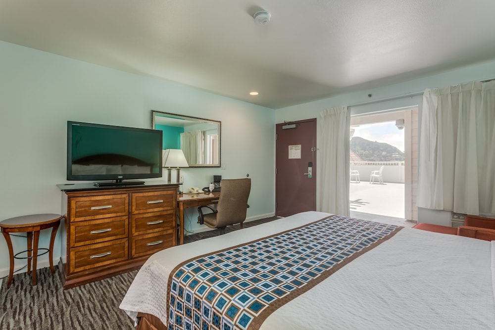 Pacifica Beach Hotel 25/56