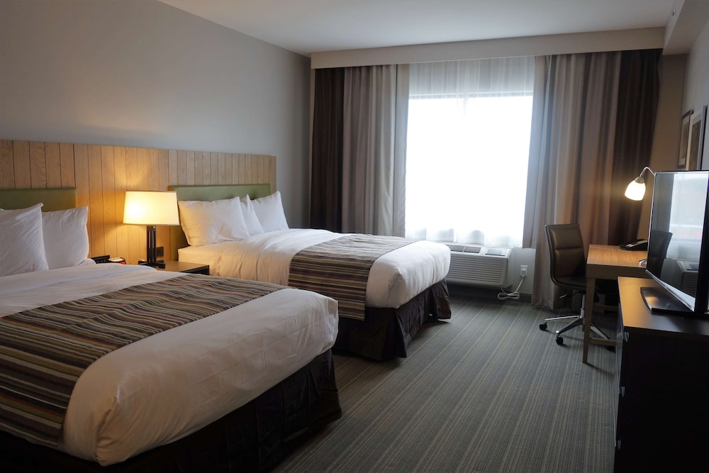 Country Inn and Suites By Radisson Belleville ON 9/49