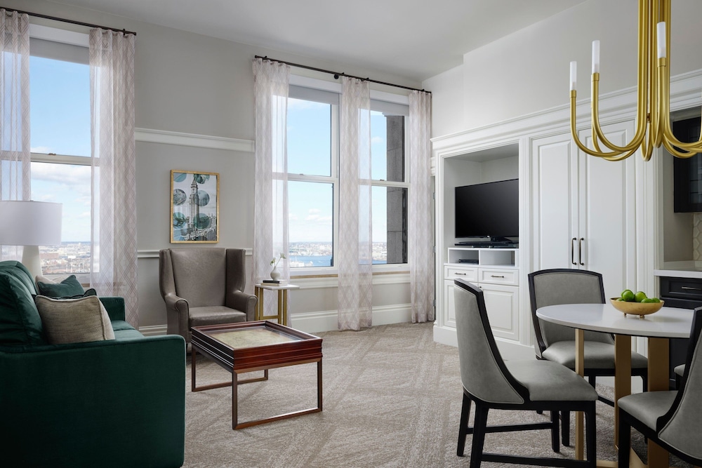 Marriott Vacation Club Pulse at Custom House, Boston 32/45