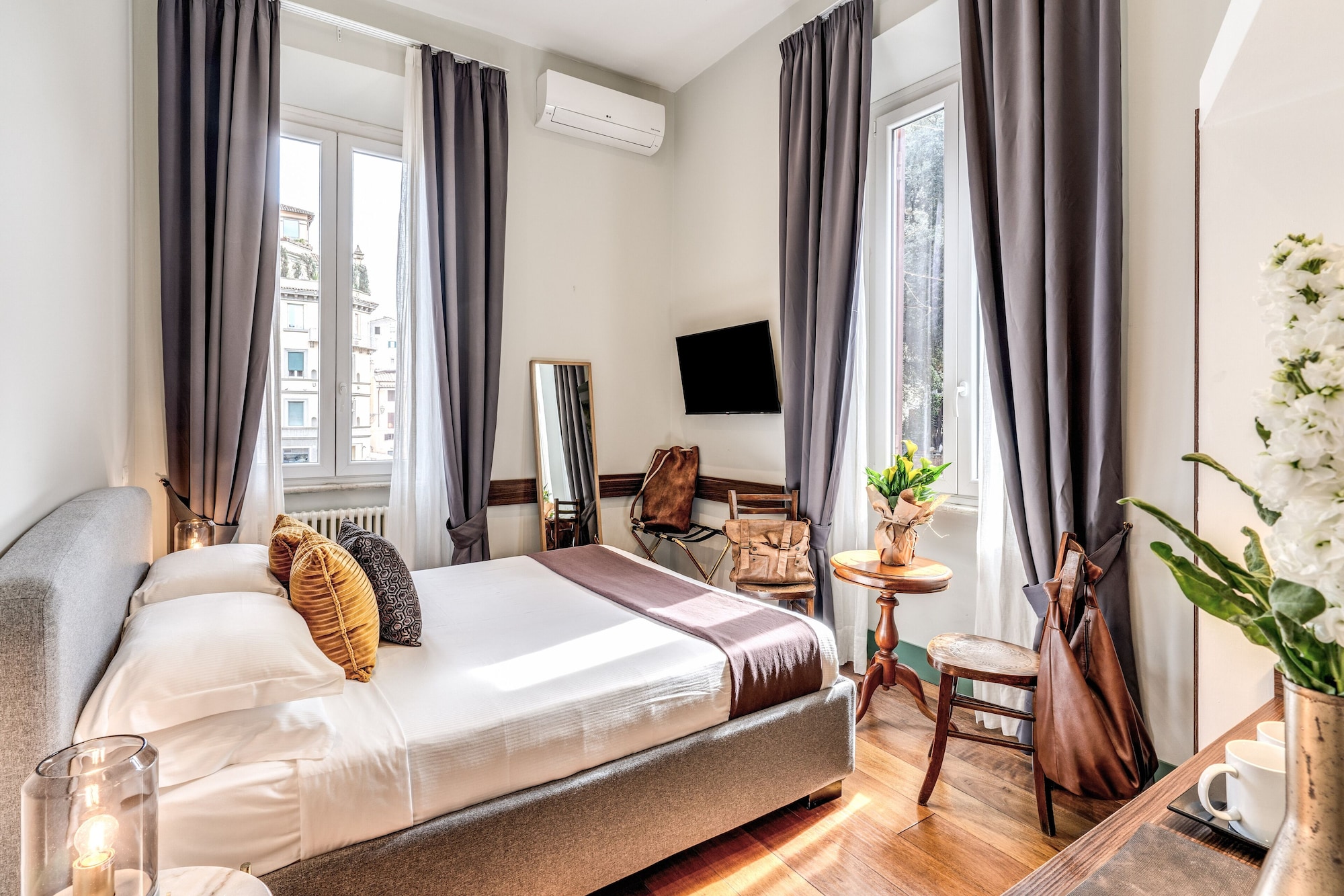 COMFORT, DOUBLE BED