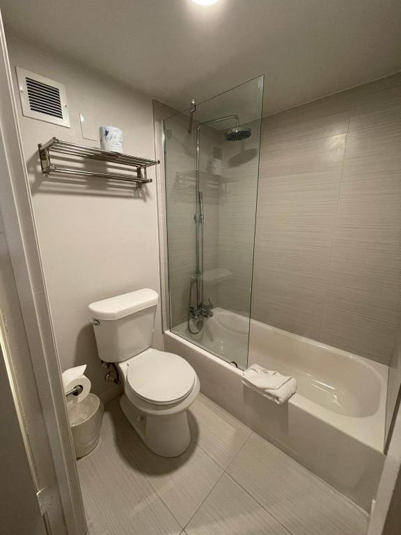 Standard, Single, Travelodge by Wyndham Orlando Lake Buena Vista South 3/5