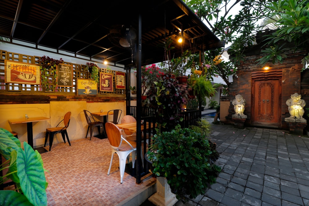 Nesa Sanur Hotel 10/65